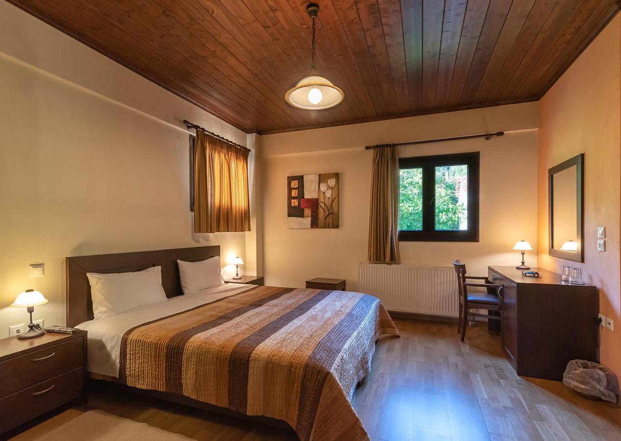 Hotel Dryades Eláti Eksteriør billede